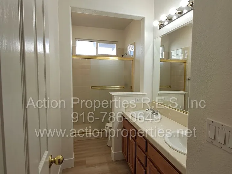 6145 Crater Lake Dr — Photo 13