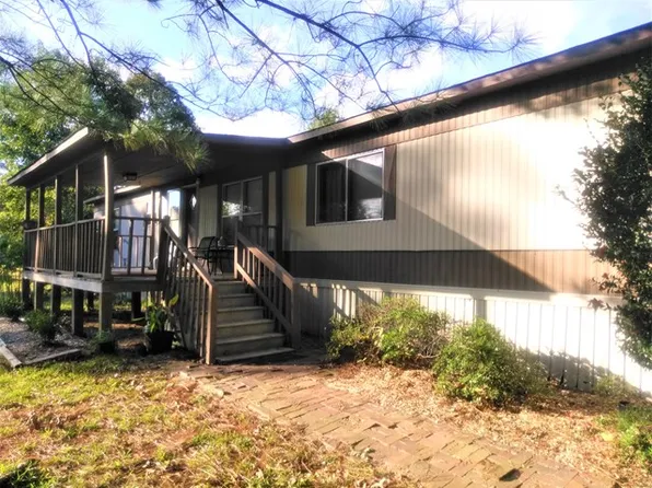 2821 County Farm Rd, Greenwood, SC 29646