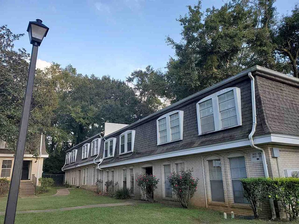 1st image of 2020 Continental Ave APT 105