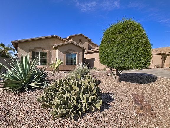 2nd image of 43376 W Desert Fairways Dr