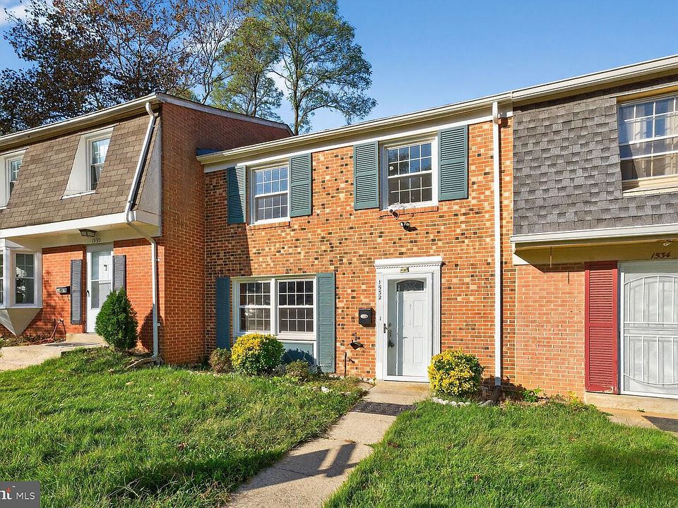1st image of 1532 Potomac Heights Dr Unit 204