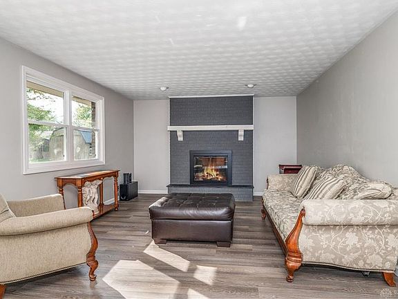 3rd image of 2118 Prudence Dr