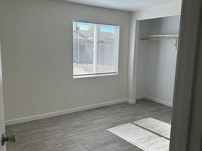 6834 S 43rd Pl — Photo 18