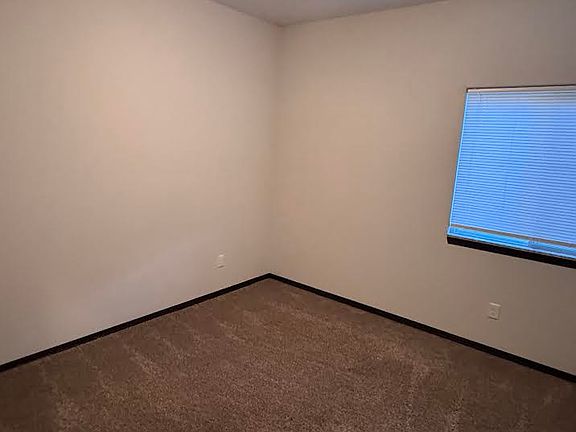 5th image of 5573 N Lycee Ct