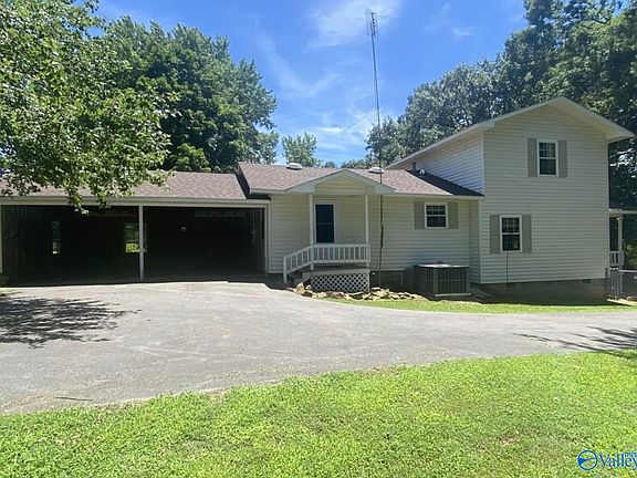 2nd image of 1066 County Road 10