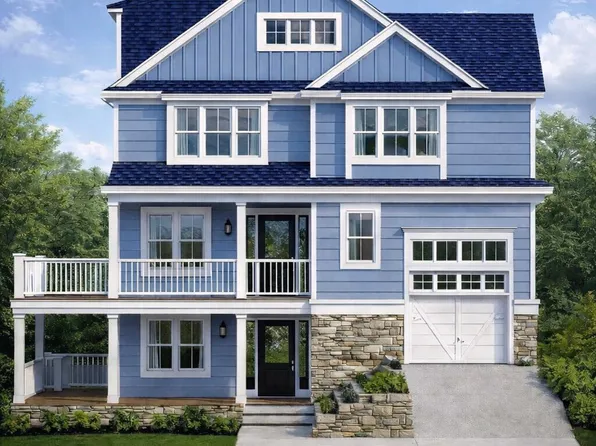 21 Seventh Street, Belford, NJ 07718