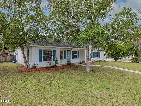 2nd image of 1298 Fernway Dr
