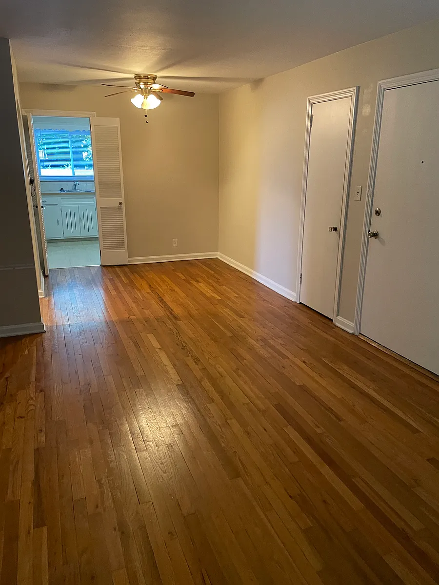 Building Photo - 2115 Braewick Cir #2