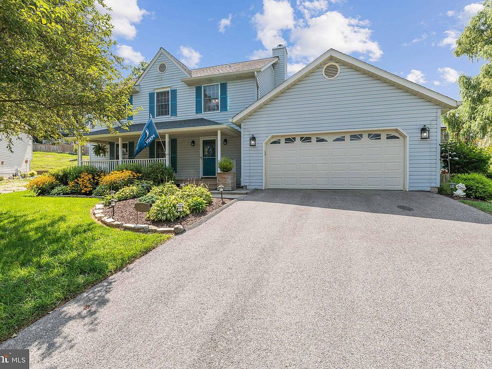 1st image of 1913 Stoneridge Ct
