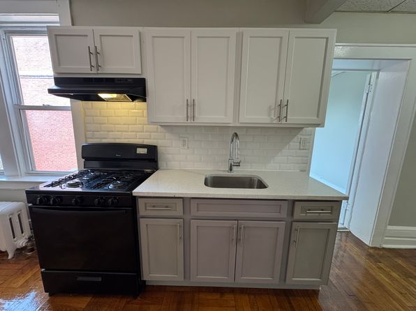 2 Columbia Ave #304A