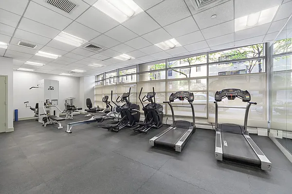 Sold by Compass | media 21