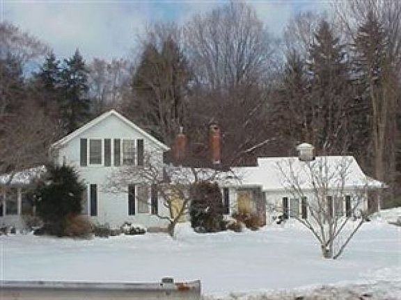 2nd image of 37225 Pleasant Valley Dr