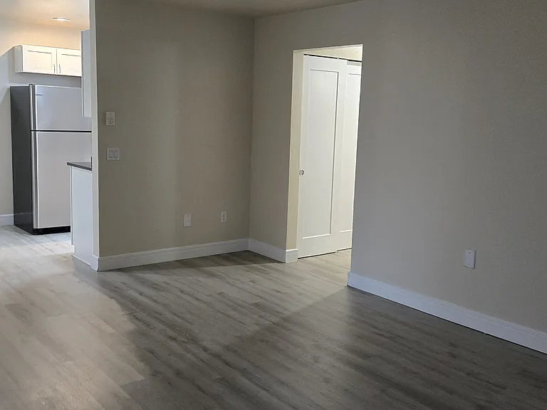 1 MONTH FREE _ schedule your tour today before it's gone!