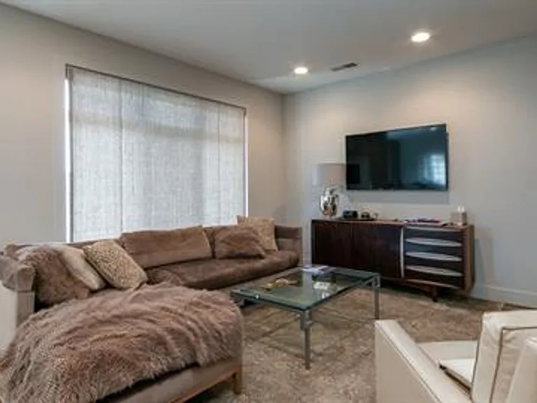 4905 Lake Course Cir #F — Photo 10