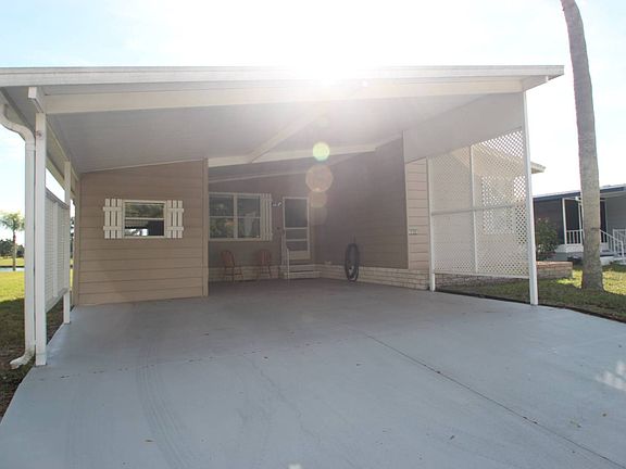 4th image of 8203 Buena Vista Dr N #2579