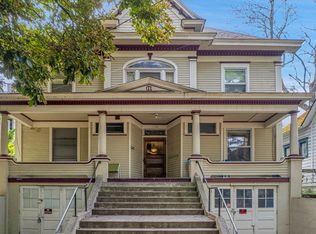 1626 SE Alder St, Portland, OR 97214