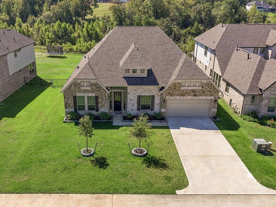 1st image of 224 Peninsula Point Dr