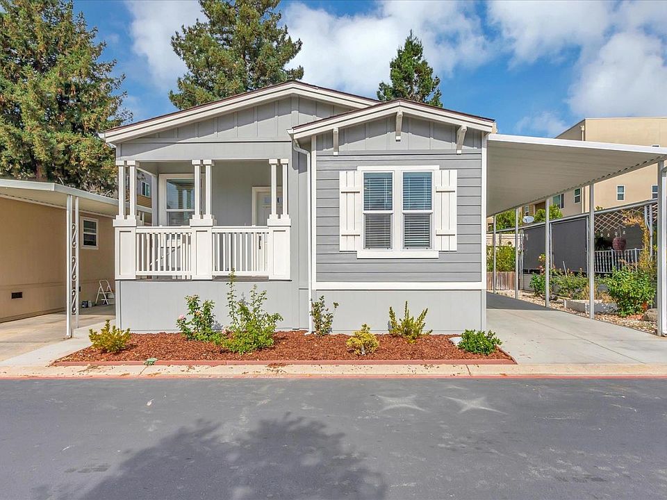 1st image of 417 Giannotta Way #417