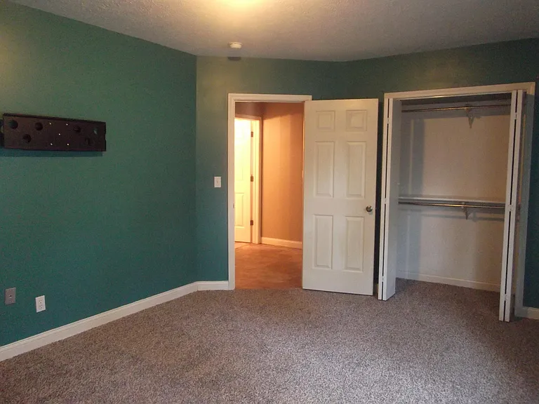 1417 N Wheeling Ave — Photo 14