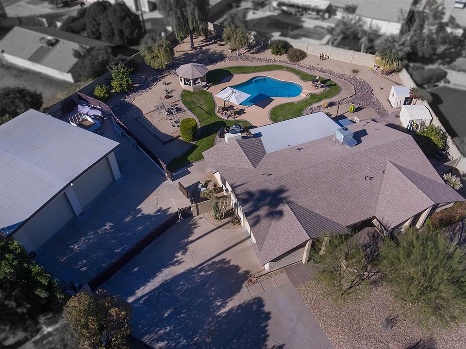 1st image of 12624 N 62nd Dr