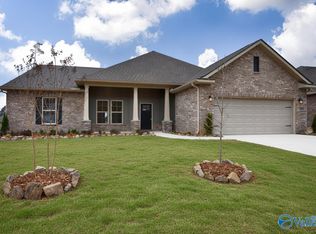 7104 Springwell Ct SE, Gurley, AL 35748