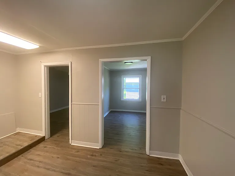 12202 Lena Ave — Photo 11