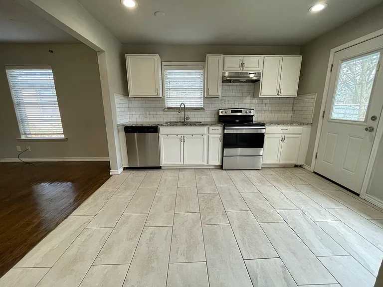 613 S Andrews Ave — Photo 7