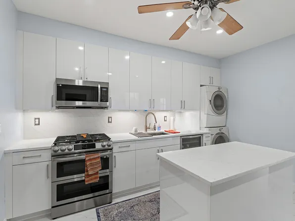 220 Eckford Street image 6 of 25