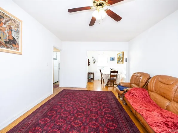 141-24 78th Road image 5 of 12