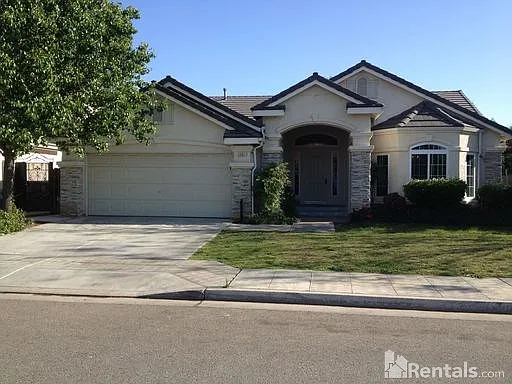 2801 E Solar Ave photo 1