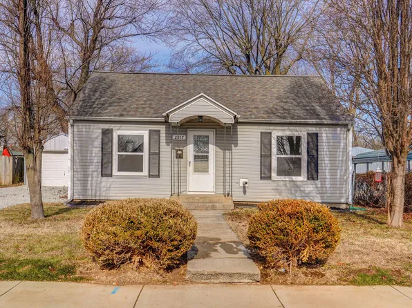 2217 W Olive Street, Springfield, MO 65802
