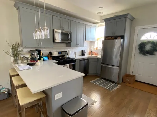1945 N Winchester Ave APT 3R, Chicago, IL 60622