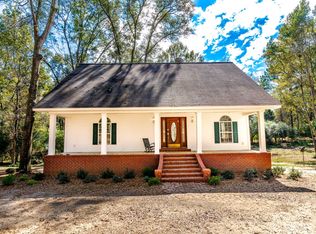 290 Delk Rd, Moselle, MS 39459