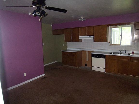 5th image of 5224 Weddington Dr