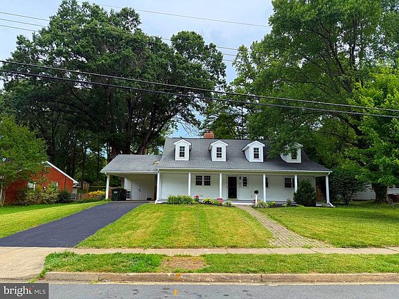 2nd image of 7412 Axton St