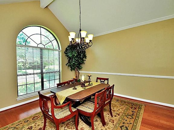 5th image of 3815 Senna Pl
