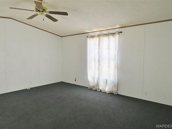 3rd image of 4746 N Tracy Ln