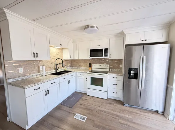 14581 Paul Revere Loop, North Fort Myers, FL 33917