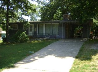 4 Finger Dr, Bella Vista, AR 72715