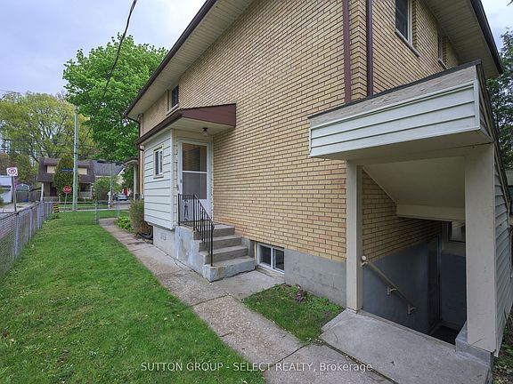3rd image of 84 Wilson Ave