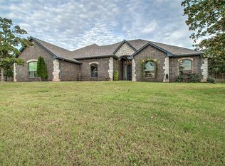 15570 Greenleaf Ln, Oklahoma City, OK 73165