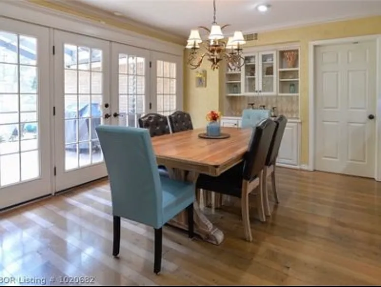 8808 Canterbury Cv — Photo 10
