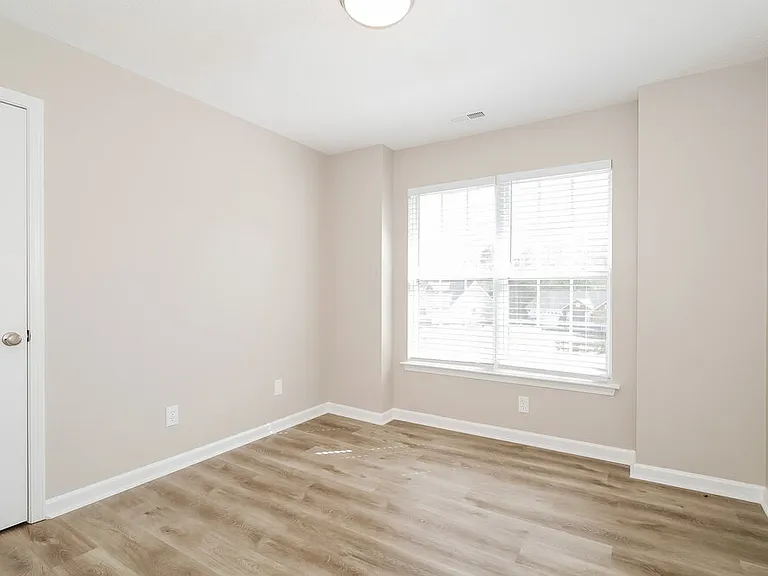 6104 Brick Landing Dr — Photo 6