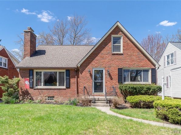 289 Berryman Dr, Amherst, NY 14226