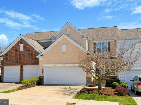 62 S Calder Way, Phoenixville, PA 19460