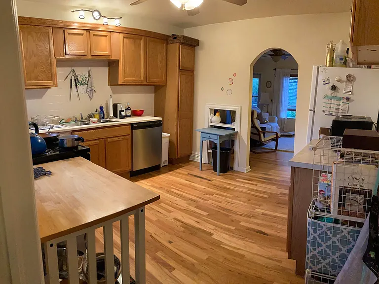 315 Gordon St — Photo 5