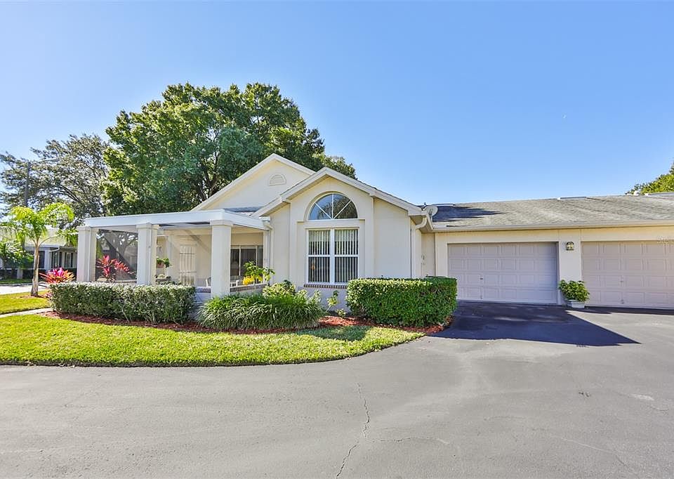 1st image of 1133 Golfview Woods Dr