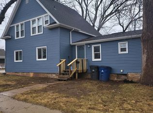 207 E Huron St, Omro, WI 54963