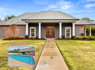 104 Oak Hill Rd, New Iberia, LA 70563