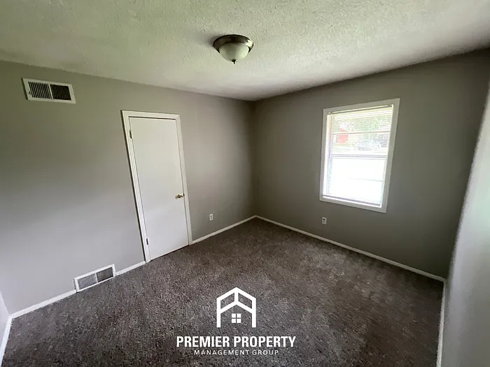 4190 Arrowood Ave — Photo 15